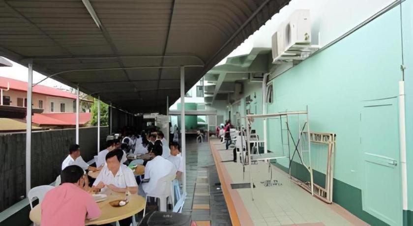 Hotel Hung Hung Kuching Exterior foto