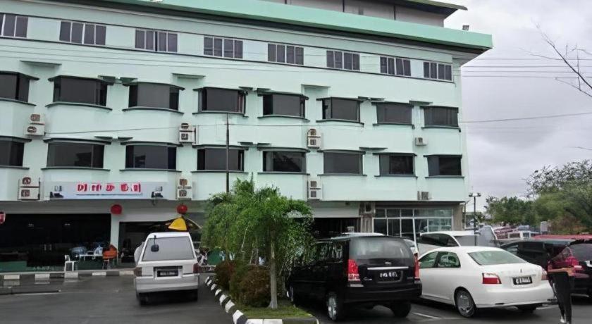 Hotel Hung Hung Kuching Exterior foto