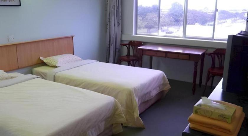 Hotel Hung Hung Kuching Exterior foto